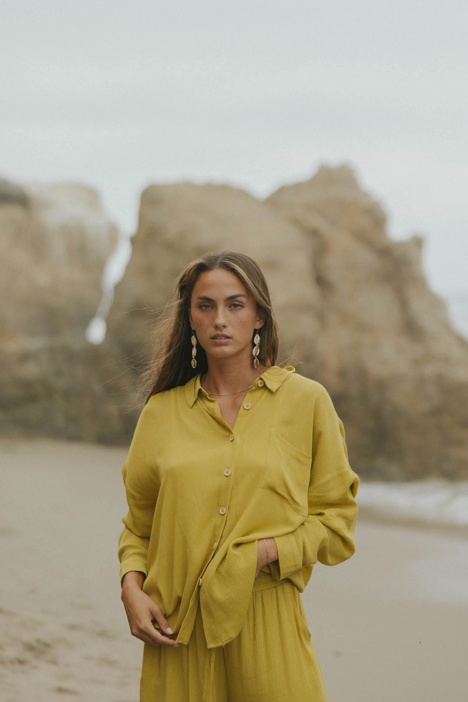Cove Lightweight Button Down | Canary - Image 3