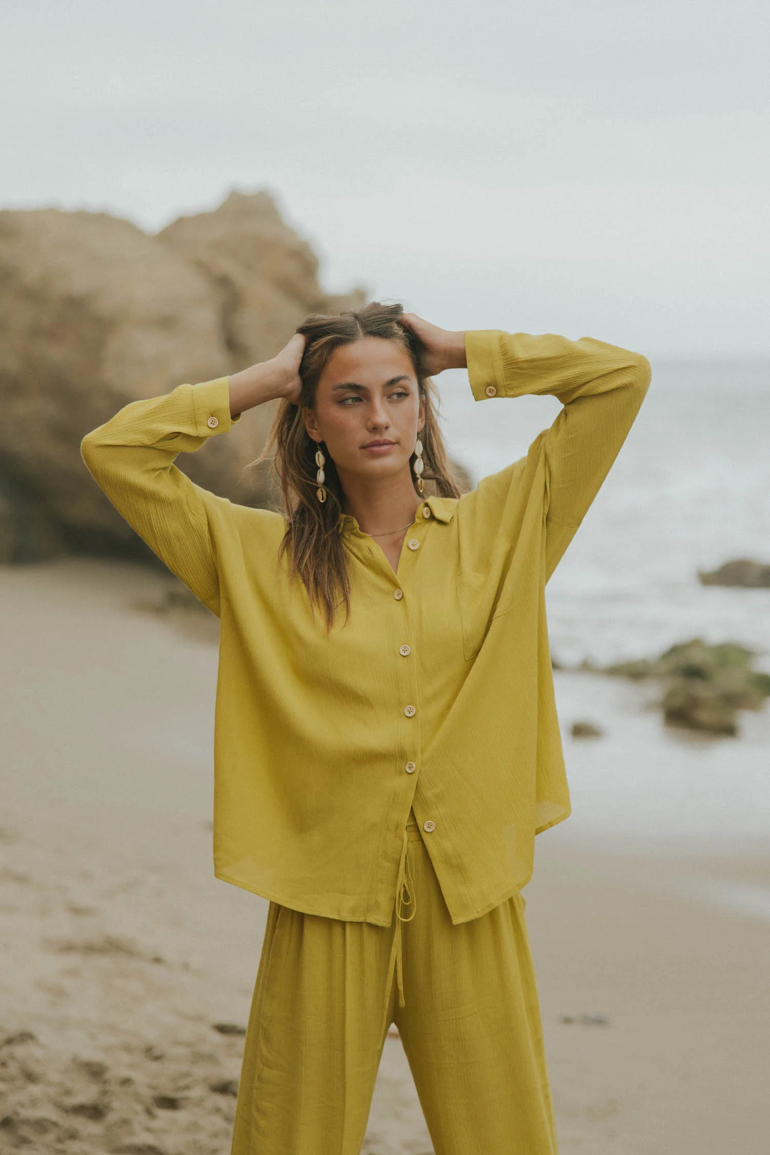 Cove Lightweight Button Down | Canary - Image 5