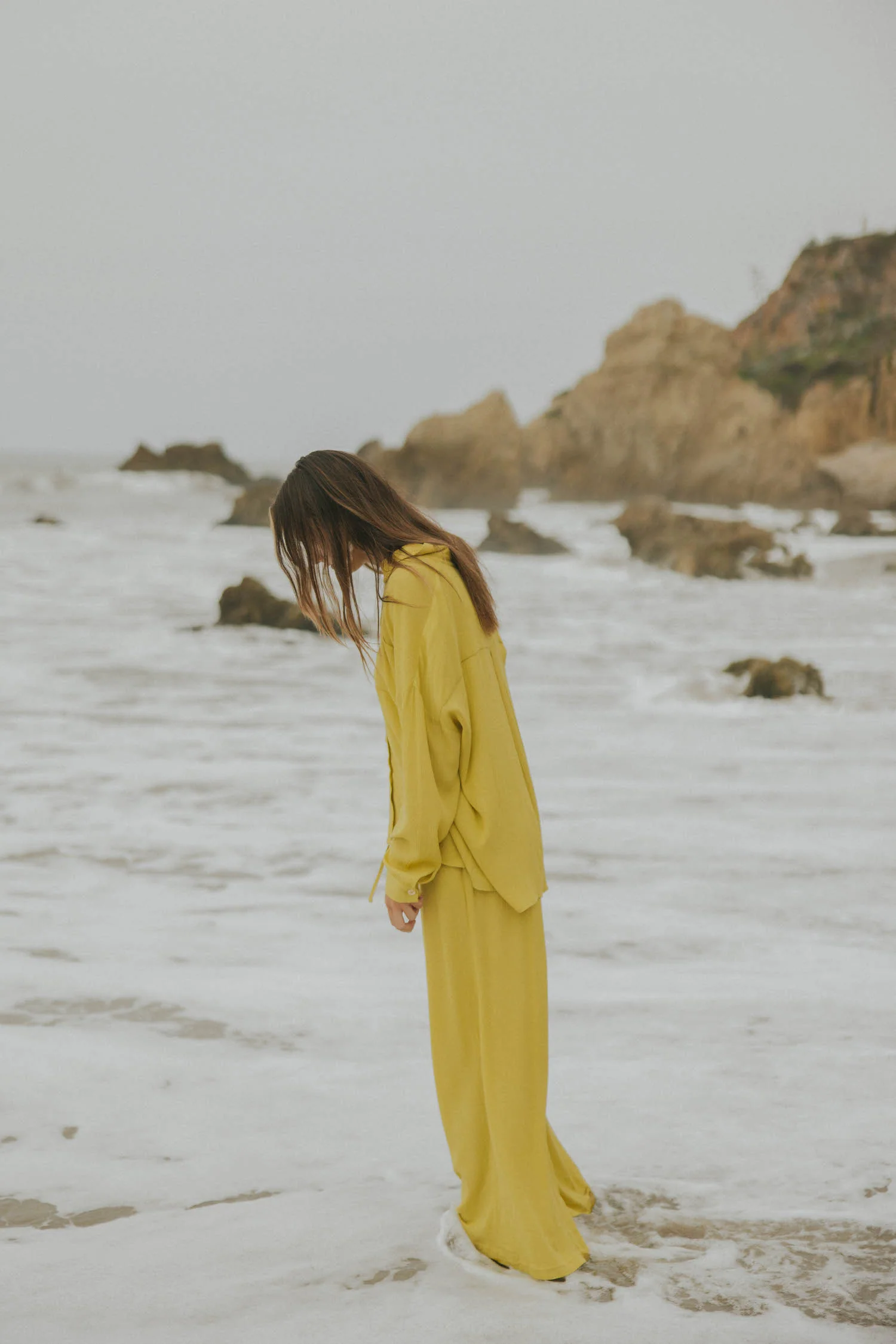 Cove Lightweight Button Down | Canary - Image 7